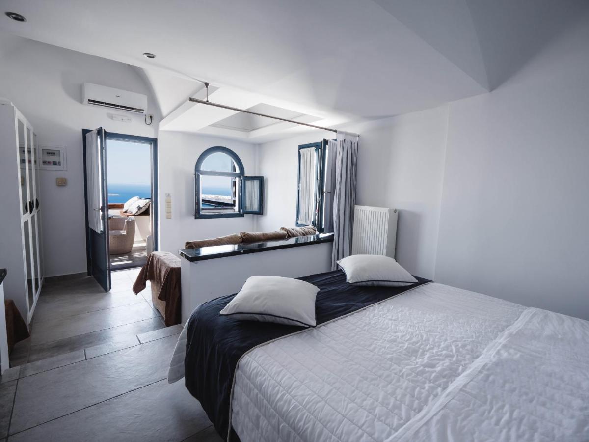 Galaxy Suites & Villas Imerovigli  Exterior photo
