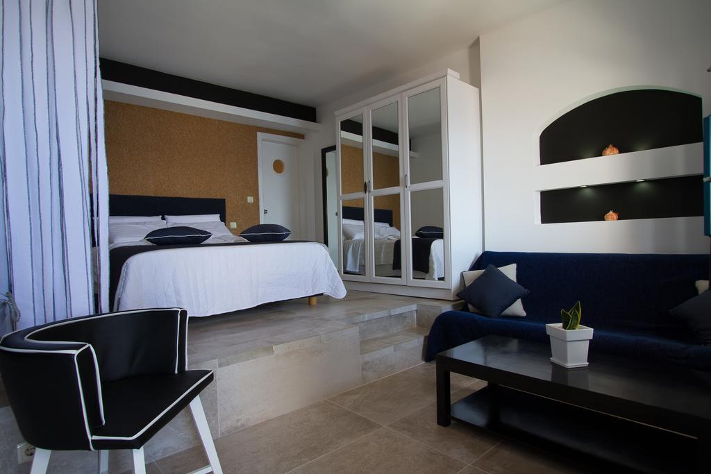 Galaxy Suites & Villas Imerovigli  Exterior photo